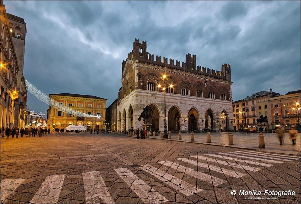 B&B Bartolomeo Piacenza Exterior photo